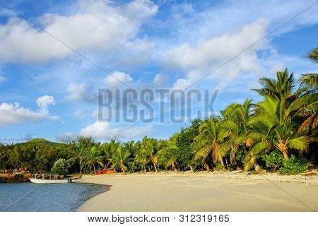 Sandy Beach On Drawaqa Island, Yasawa Islands, Fiji. This Archipelago Consists Of About 20 Volcanic 