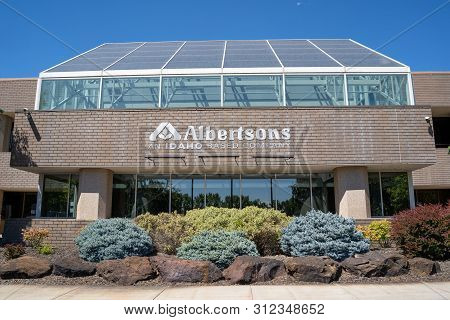 Boise, Idaho - July 14, 2019: Exterior Of The Albertsons Grocery Store Corporate Headquarters, Based