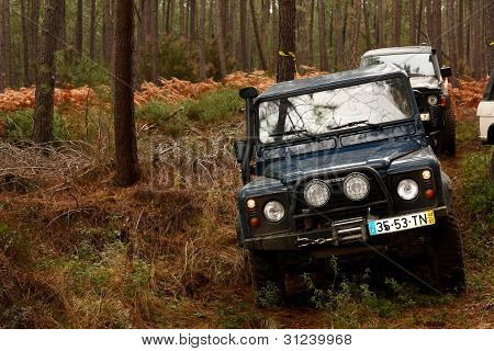 Bir bilinmeyen sürücü/takım üçüncü TT Jeep Turuna Katılma