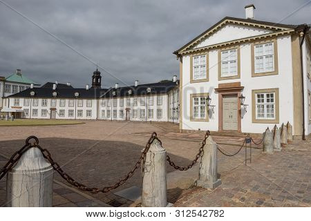 Fredensborg Castle On Danmark