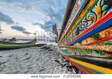 Songkhla, Thailand - Feb. 2, 2019 : The Colorful Pattern Of Koleh Boat At Ban Bo Mas Beach, Songkhla