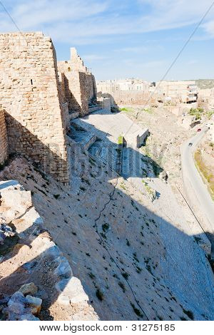 Stěny křižácký hrad Kerak, Jordánsko