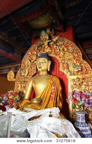 Budist manastır heykel