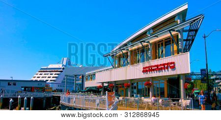 Seaside Restaurant At Evening In Seattle, Washington, Usa (mai 9, 2019) Downtown Seattle,