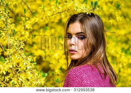Pretty Woman Skincare. Girl Like Nature. Summer Blooming Trees And Yellow Flowers. Fashion Beauty. N
