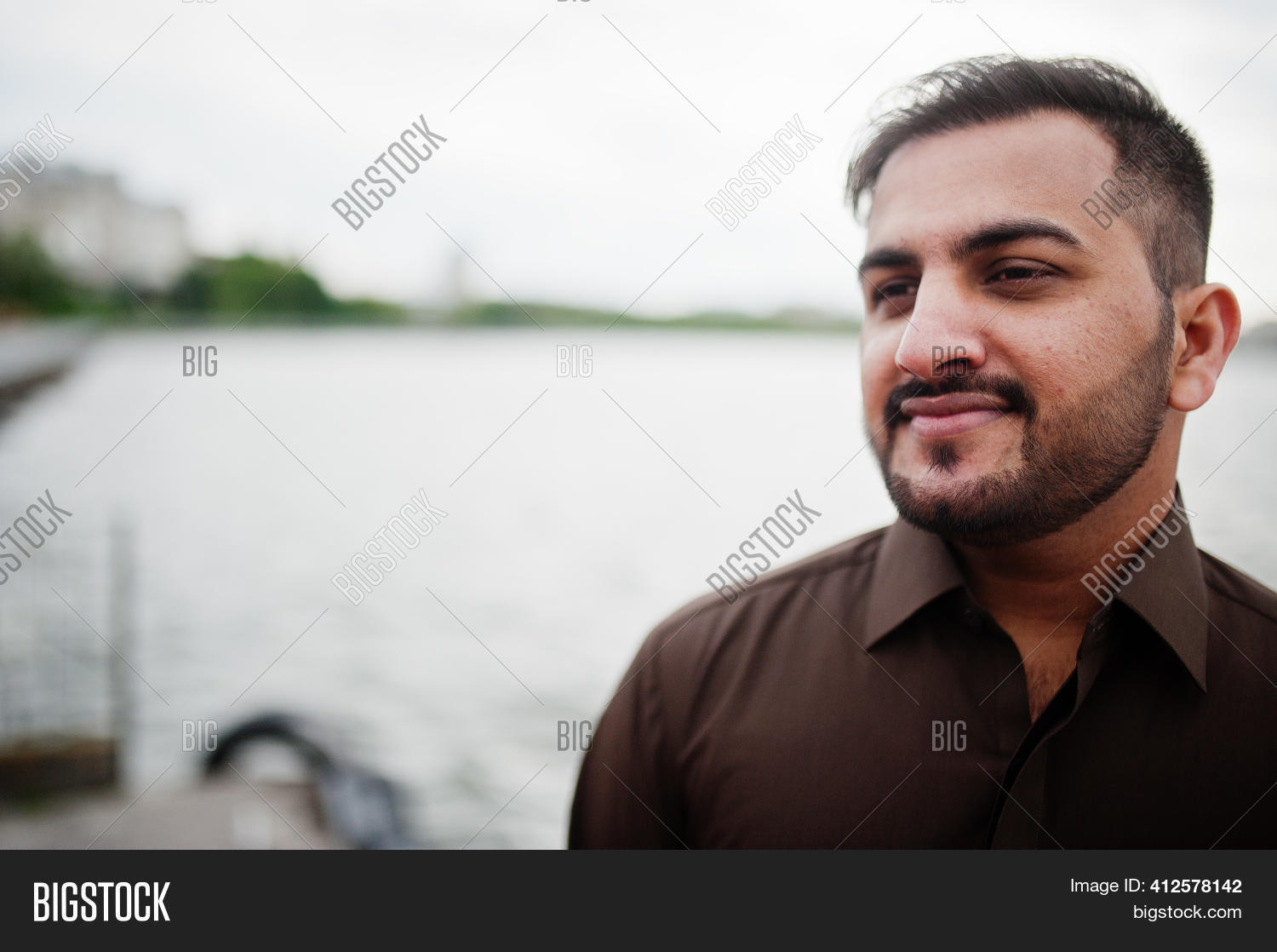 Pakistani Pathan Man Image and Photo