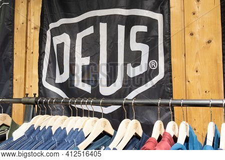 Bordeaux , Aquitaine France - 03 08 2021 : Deus Logo Brand And Sign On Flag Of Fashion Clothes Motor