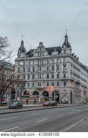 Vienna, Austria - Feb 7, 2020: Street View Of Neo-classical Building Near City Hall In Winter Mornin