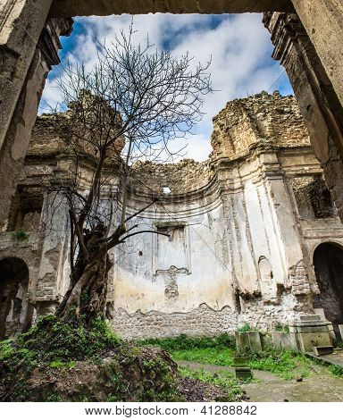 Руины Monterano