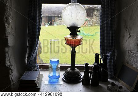Skye Island (scotland), Uk - August 14, 2018: A Window In Skye Museum Of Island Life, Isle Of Skye, 