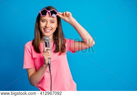 Photo Portrait Of Smiling Positive Girl Taking Off Star Shaped Sunglass Keping Mic On Festival Isola