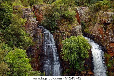 Upper part of Mac Mac waterfall
