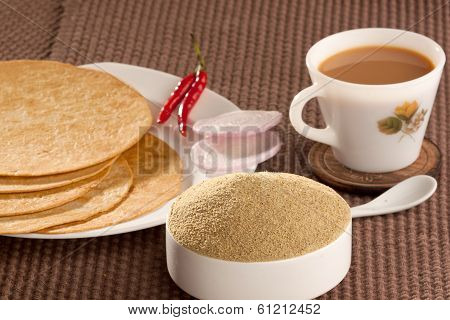 Khakra with tea - a gujarati snack from India