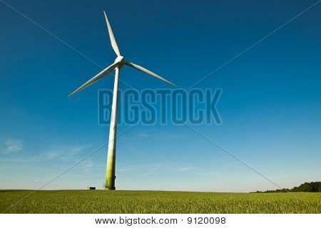 Větrná turbína - zelená a alternativní zdroje energie