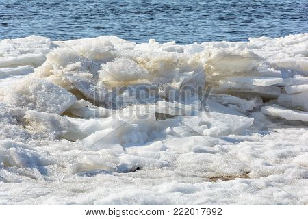 Huge chunks of ice on the river during the ice drift