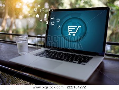 Online Advertising Website Marketing , Update Trends Advertising , Online Business Content Strategy