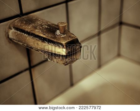 Vintage Dark Bronze Bath Tub Faucet and Drain
