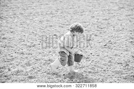 Natural Soil. New Technology In Farming. Ecology Life. Eco Farm. Human And Nature. Earth Day. New Li