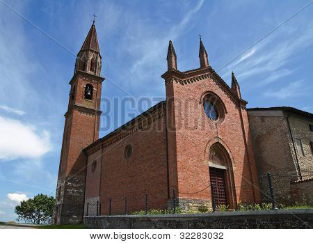 Lorenzo kostel sv. Veano. Emilia-Romagna. Itálie.