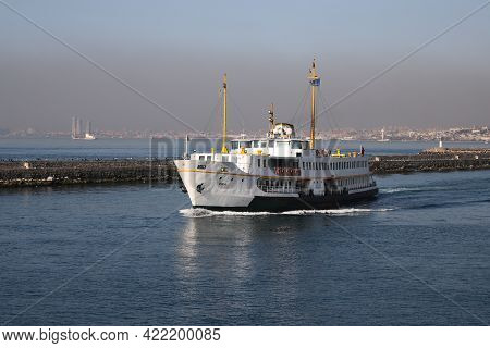 Istanbul, Turkey - March 03, 2021: Sehir Hatlari Ferry In Bosphorus Strait. Sehir Hatlari Was Establ