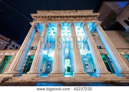 Teatro Carlo Felice, ópera de Gênova, Itália