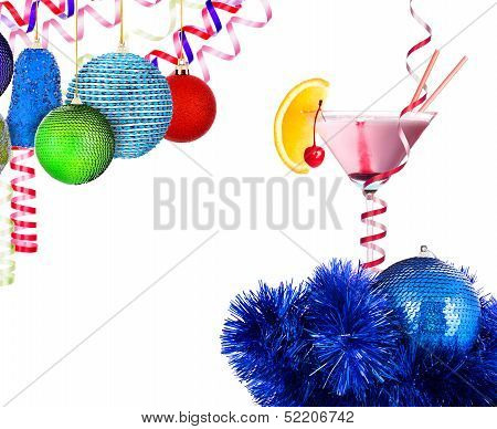 alcoholic cocktail with christmas decoraion