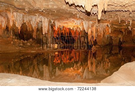 Luray Caverns reflections