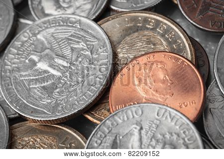 Group Of Us American Coin With Wording 