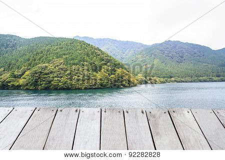 Lake Ashi