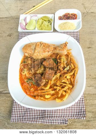 Noodle Curry Soup