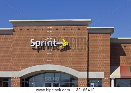 Indianapolis - Circa November 2015: Sprint Retail Wireless Store. Sprint is a provider of wireless plans cell phones and accessories III