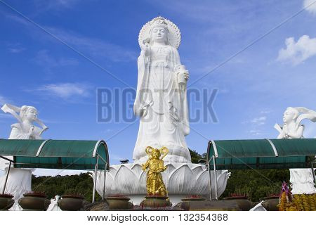 The white jade bodhisattva guan yin pavillion; The most beautiful statue of chaste the best in southem Thailand.