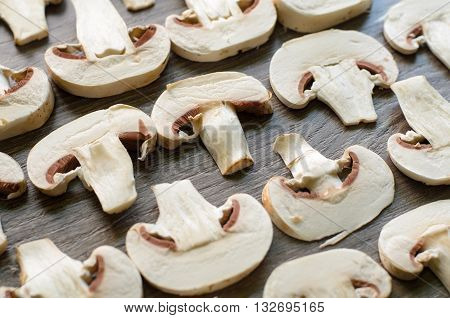 Cut Champignons