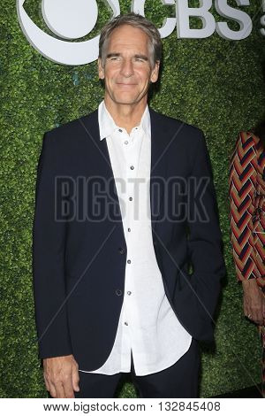 LOS ANGELES - JUN 2:  Scott Bakula at the 4th Annual CBS Television Studios Summer Soiree at the Palihouse on June 2, 2016 in West Hollywood, CA
