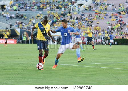 Enner Valencia And Marquinhos Fighting For The Ball During Copa America Centenario