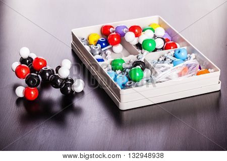 Molecular Structure Modeling Kit