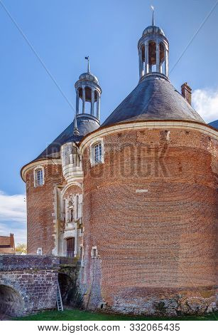 Chateau De Saint-fargeau (castle Of Saint-fargeau) Is A 17th-century, Renaissance Castle Located In 