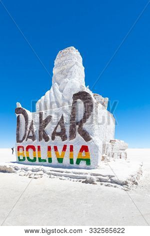 Colchani Bolivia October 22 Salt Sculpture Dedicated To The Dakar Race Of 2014 Located In The Big Sa