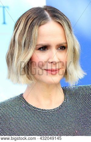 LOS ANGELES - SEP 1:  Sarah Paulson at Impeachment: American Crime Story Red Carpet at Pacific Design Center on September 1, 2021 in Los Angeles, CA