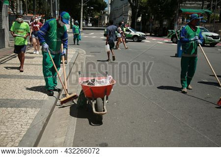 Street Cleaning In Salvador