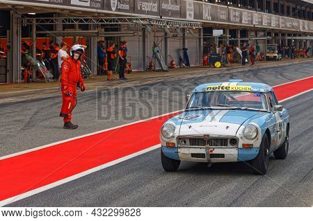 Barcelona, Spain, September 3, 2021 : Old Touring Cars Support Race During 24 Hours Series By Hancoo