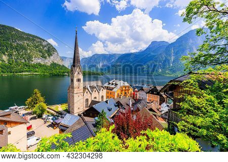 Hallstatt, Austria. Hallstatter See Or Lake Hallstatt And Old Town In The Salzkammergut Region.