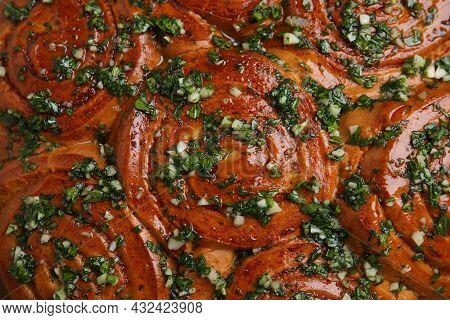 Traditional Ukrainian Garlic Bread With Herbs (pampushky), Closeup View