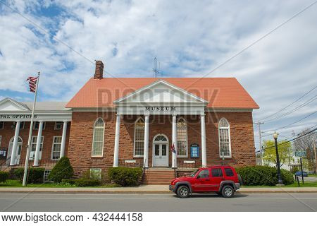 Potsdam, Ny, Usa - Apr. 28, 2017: Potsdam Town Public Museum At 2 Park Street In Historic Downtown P