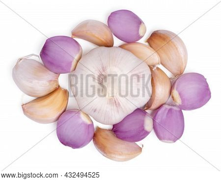 Isolated Onion And Gralic. Top View Onions And Gralic With Slice On White Background. Clipping Path.