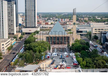 Edmonton, Alberta - July 30, 2021: Preperations For Taste Of Edmonton Food Festival Outside City Hal