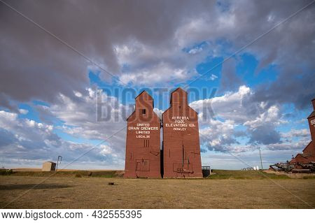Rowley, Alberta - September 6, 2021: Historic Grain Elevators In The Ghost Town Of Rowley.