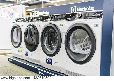 Front-loader Washing Machines By Electrolux