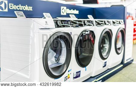 Front-loader Washing Machines By Electrolux