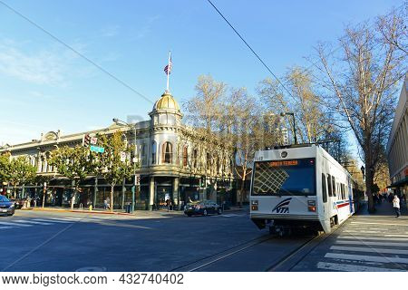 San Jose, Ca, Usa - Mar. 10, 2014: Santa Clara Valley Transportation Authority Vta Light Rail On S 2